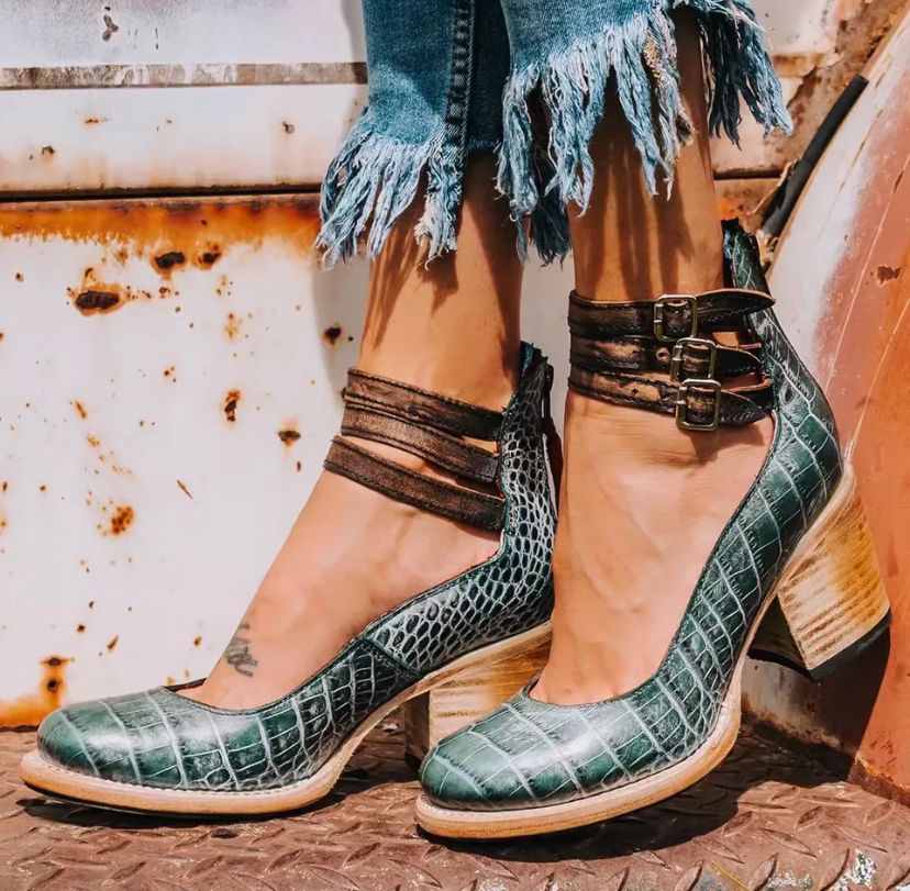 Jaén | Tacones De Cuero