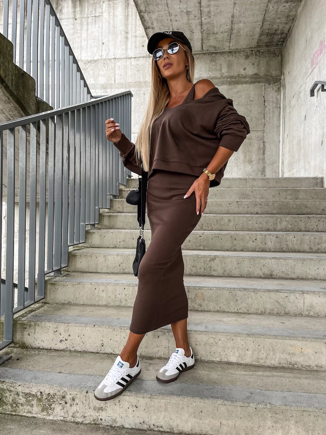 Conjunto Sharon Vestido Sin Mangas y Sudadera Con Capucha
